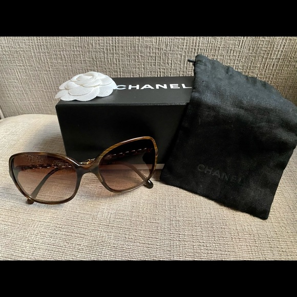 chanel 5097 sunglasses